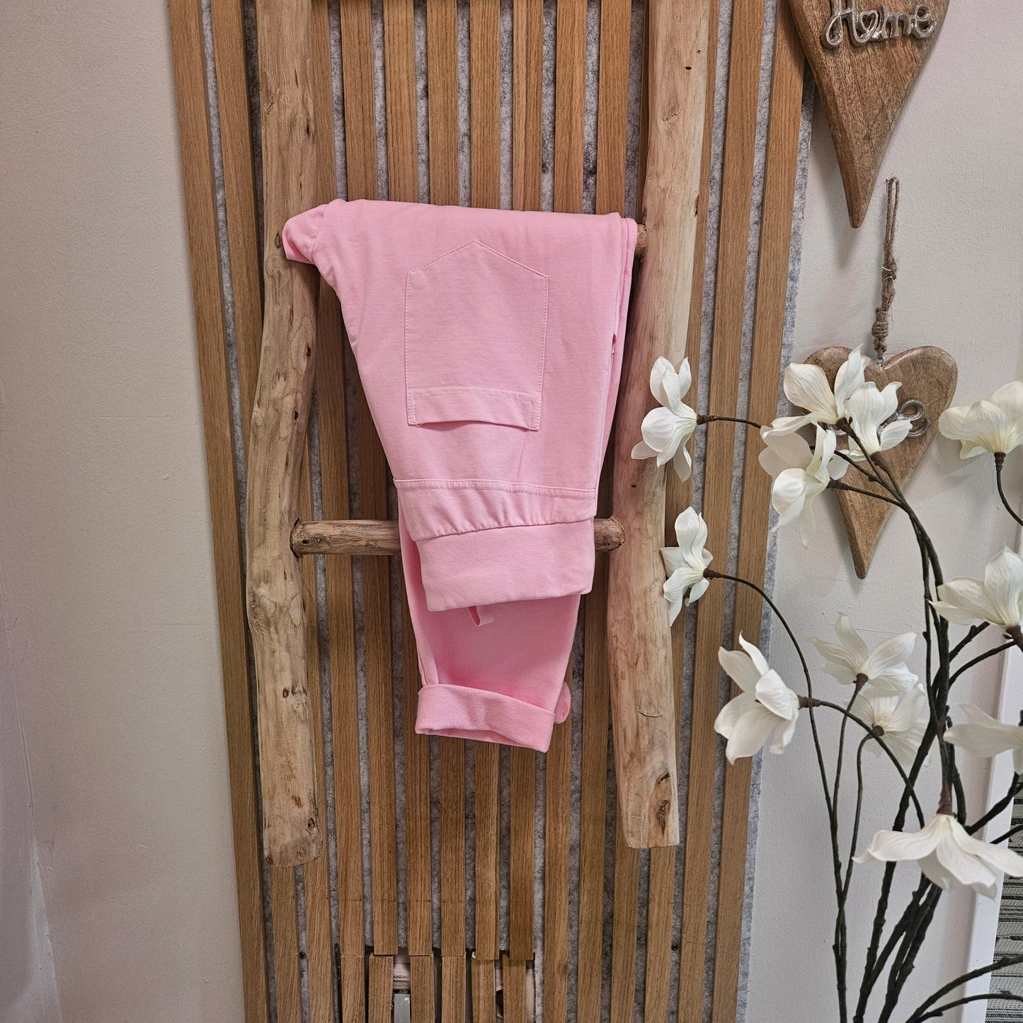 Joggpants mit tiefen Taschen "Rosa"