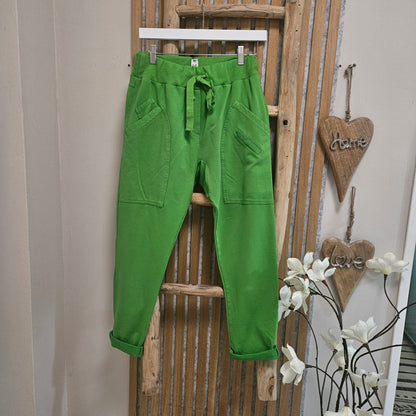Joggpants mit tiefen Taschen "Mint "
