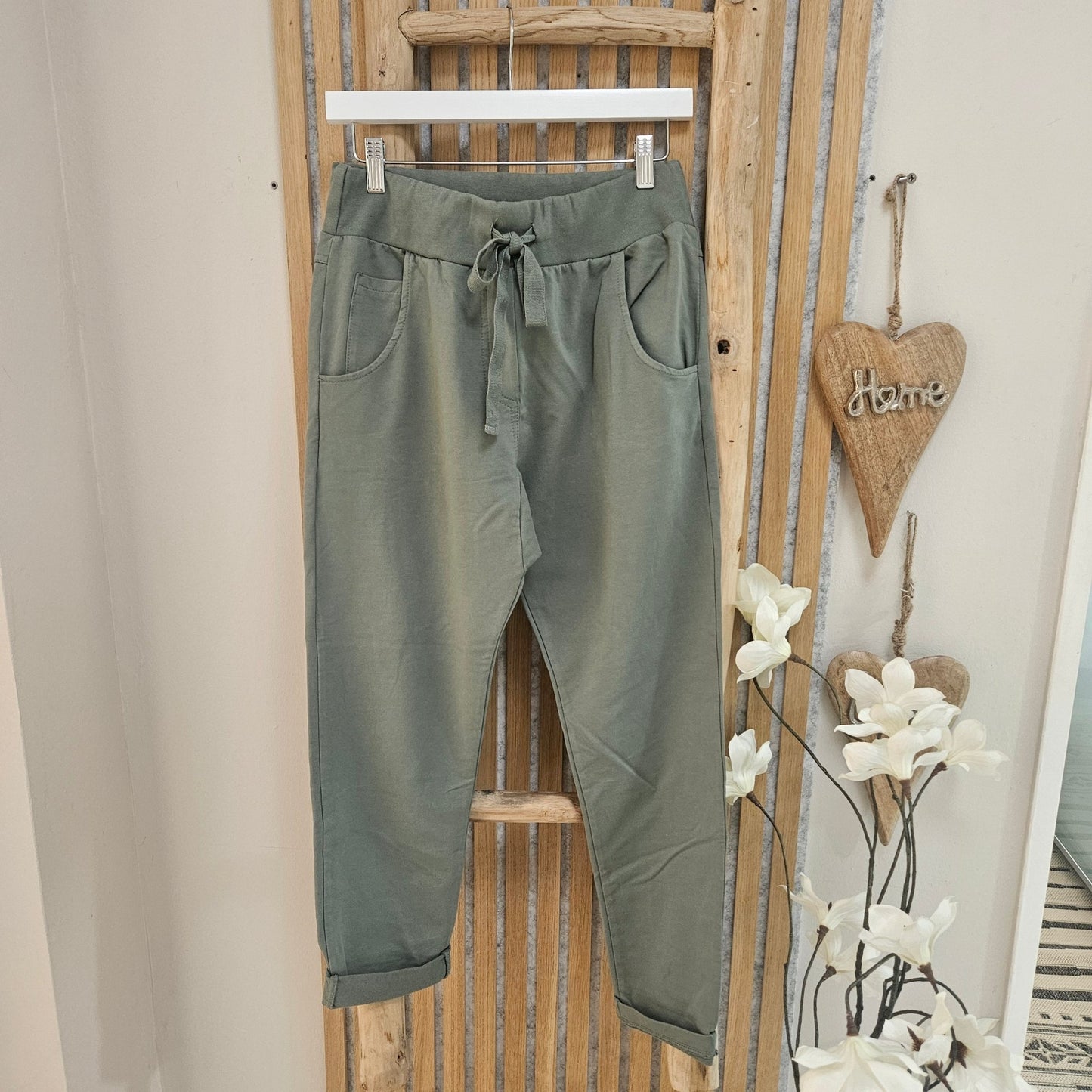 Joggpants mit Einstecktaschen "Khaki" - Jana`s Trend and Style