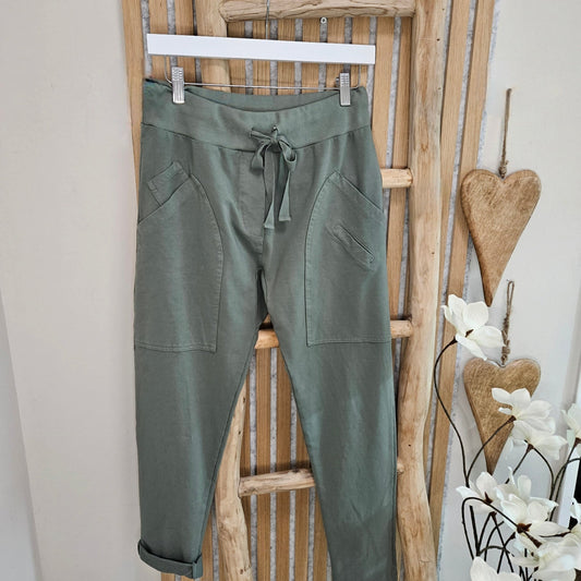 Joggpants mit tiefen Taschen - verschiedene Farbenin den Größen von XS- XXL auf Anfrage - Jana`s Trend and Style