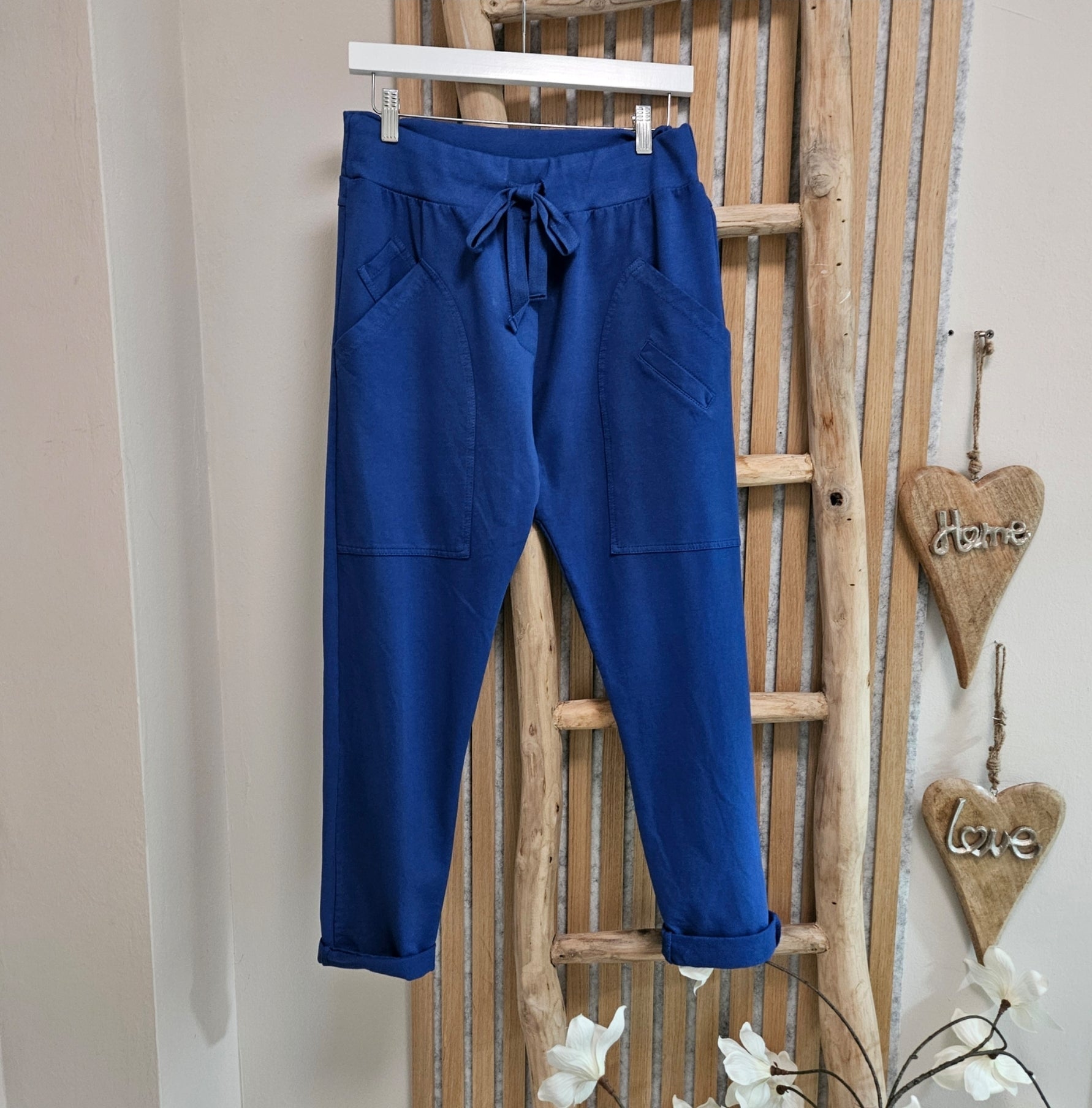 Joggpants mit tiefen Taschen - verschiedene Farbenin den Größen von XS- XXL auf Anfrage - Jana`s Trend and Style