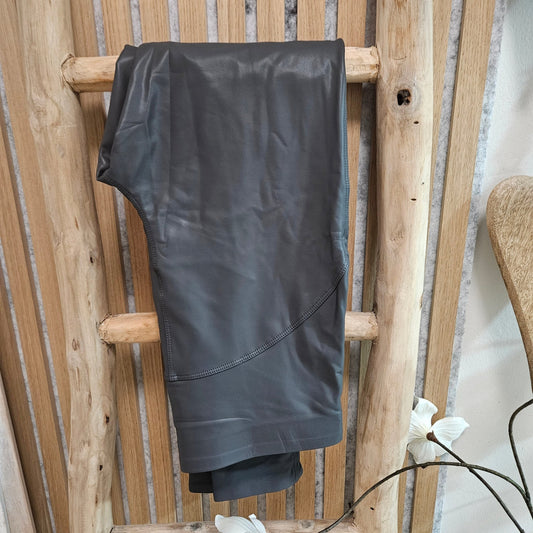 Lederlook Leggins - verschiedene Farben - Jana`s Trend and Style